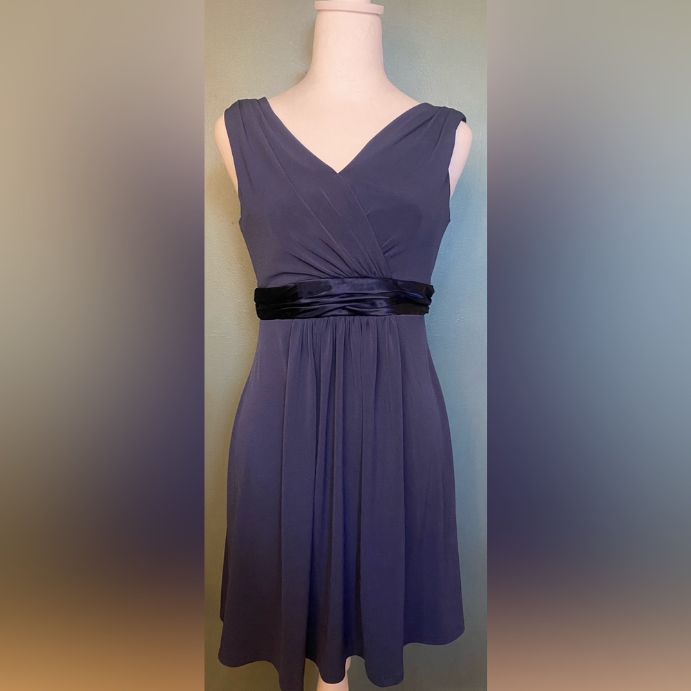 David’s bridal blue sleeveless dress woman’s size 2